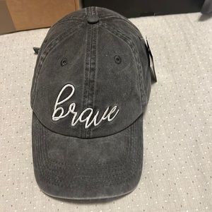 Brand New never worn Kindred Braverly light weight hat